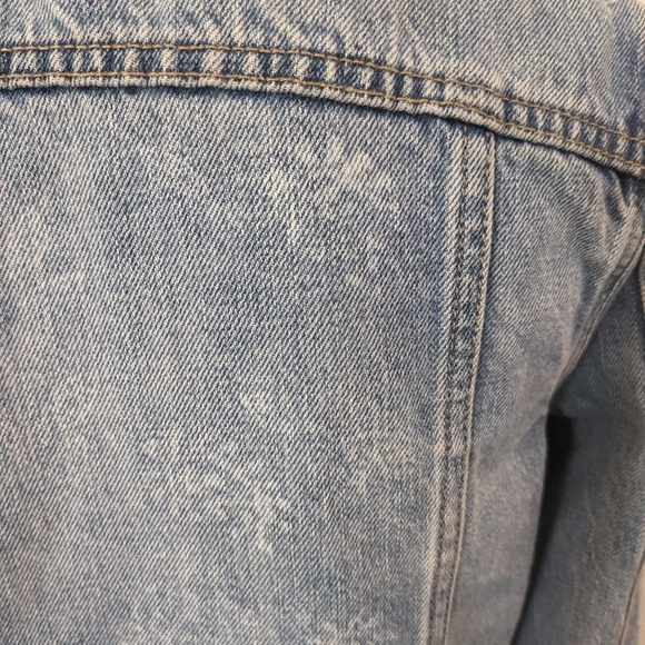 Distressed denim jacket, fitted not oversized - Picture 8 of 9